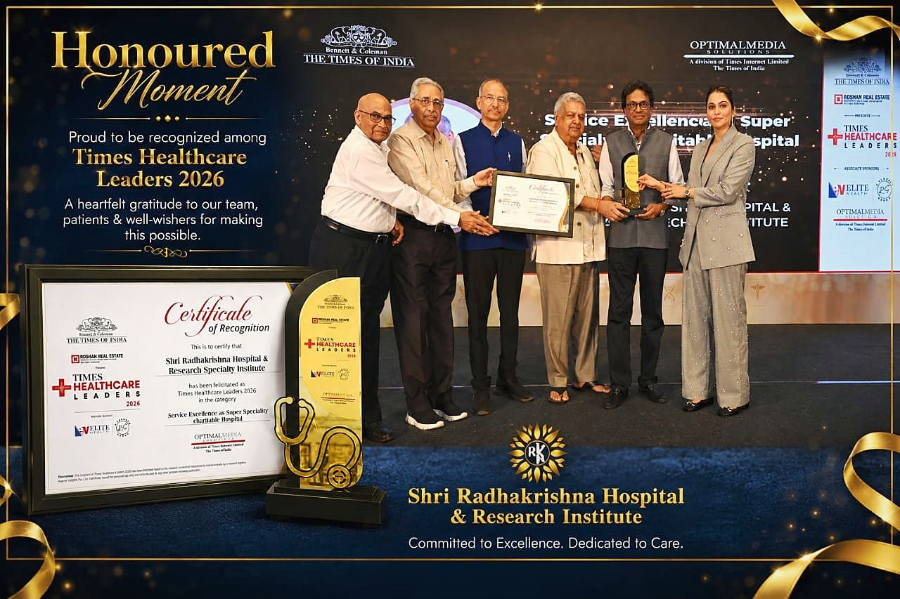 Receiving the Times Healthcare Leaders award